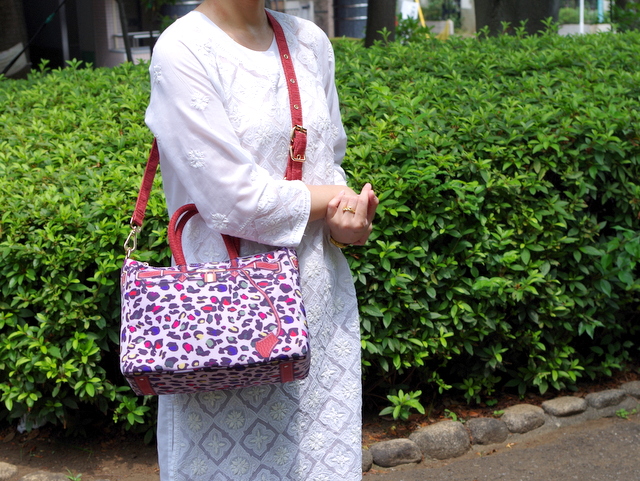 HERMÈS アート風ショルダーバッグ org.jpg