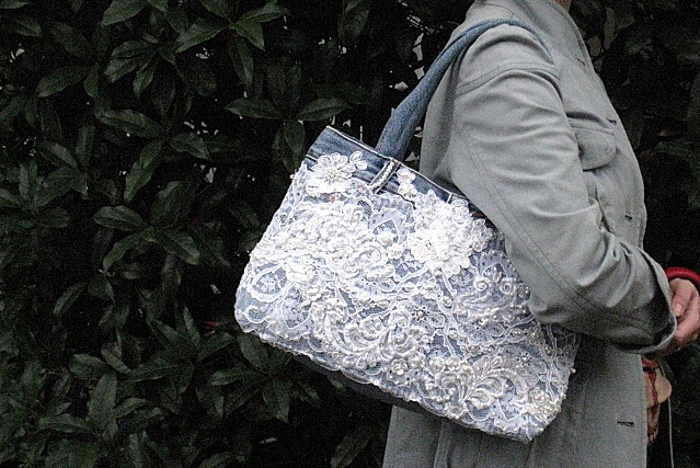 720花柄デニムリメイクバック　ハンドメイド 0_be5fb2802e4898256d48a58f1acd